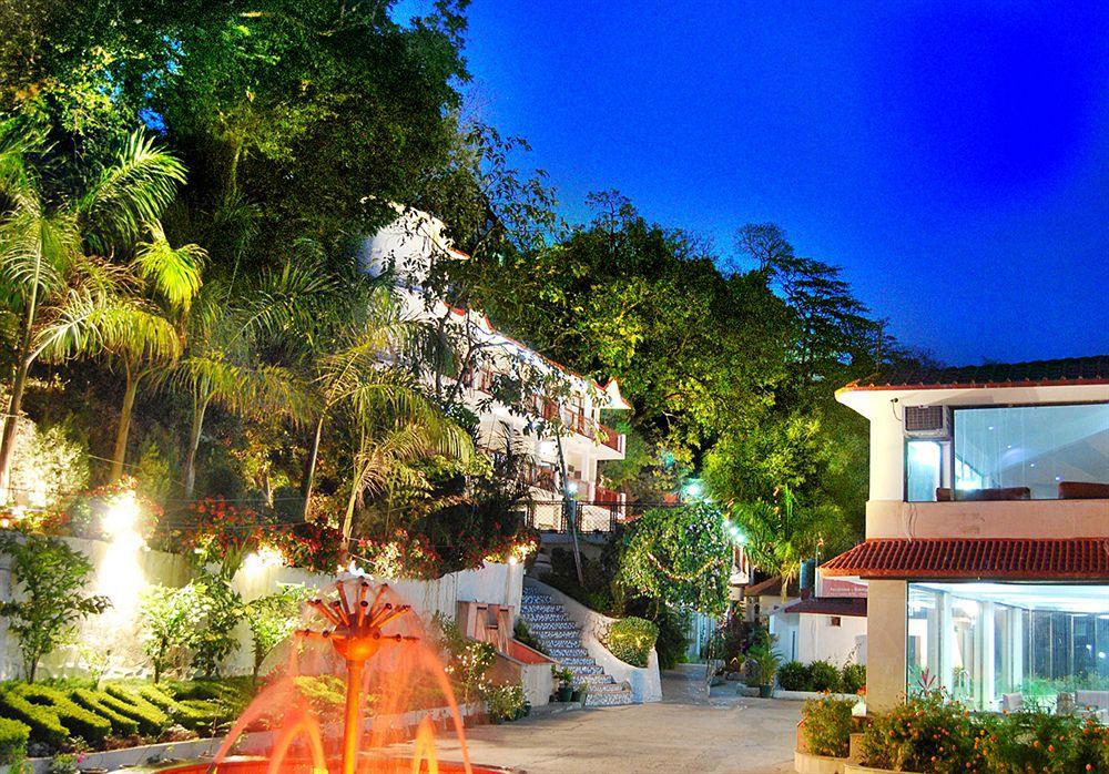 Ganga Beach Resort Rishīkesh Zewnętrze zdjęcie