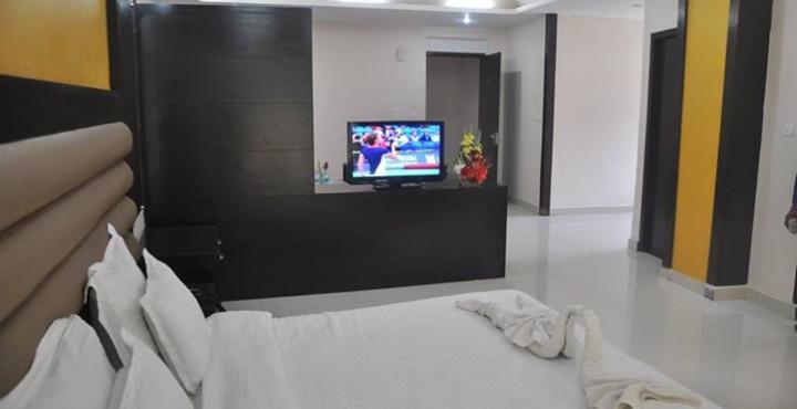Ganga Beach Resort Rishīkesh Zewnętrze zdjęcie