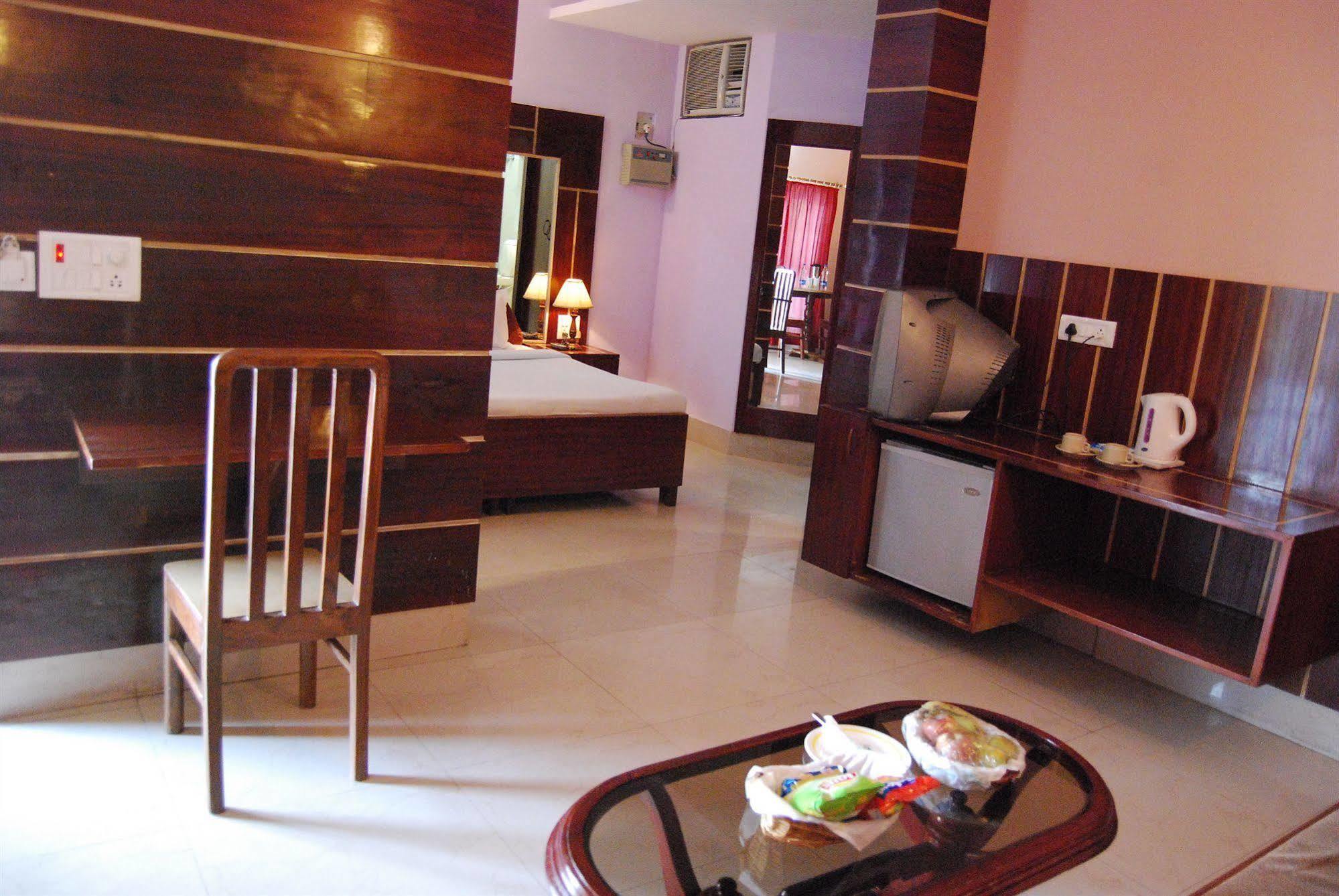 Ganga Beach Resort Rishīkesh Zewnętrze zdjęcie