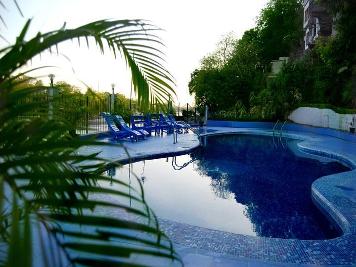 Ganga Beach Resort Rishīkesh Zewnętrze zdjęcie