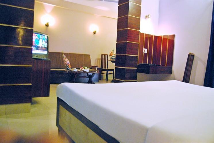 Ganga Beach Resort Rishīkesh Zewnętrze zdjęcie